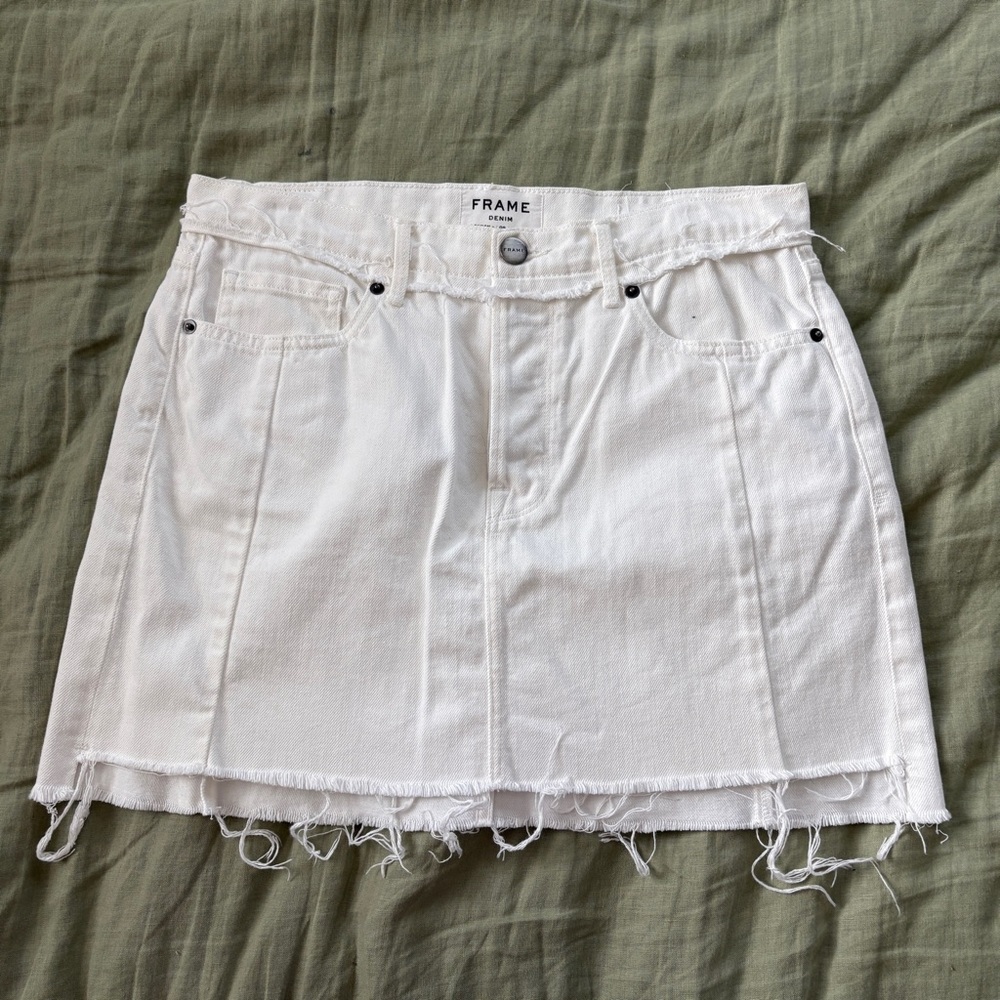 FRAME DENIM Jean Skirt Size 28 White Nouveau Le Mix Mini Distressed Raw Hem